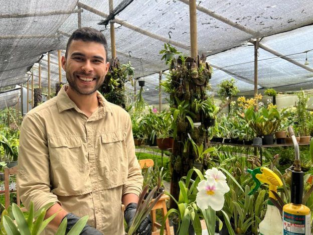 Resiembra de orquídeas course image